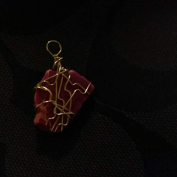 Handmade Jewelry - Wire wrapped stone pendant Handmade Jewelry - Wire wrapped stone pendant